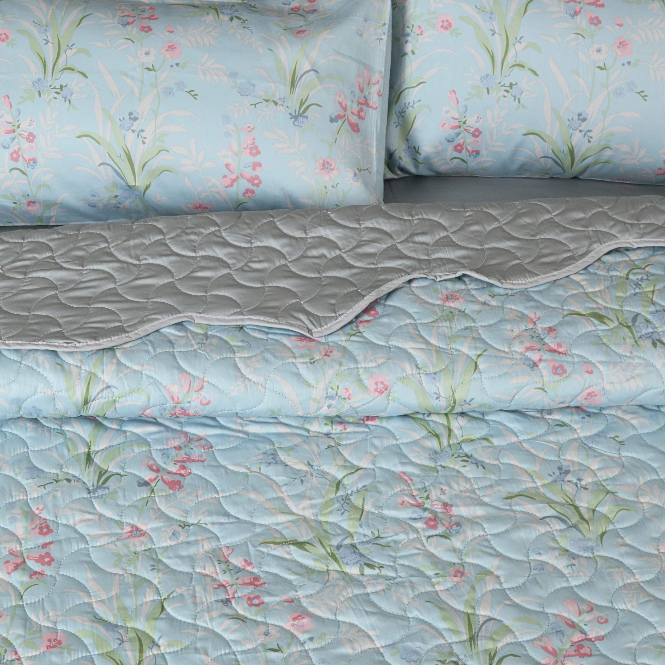 Soft Meadow Sateen Quilted Summer Bedspread 3PCS Set