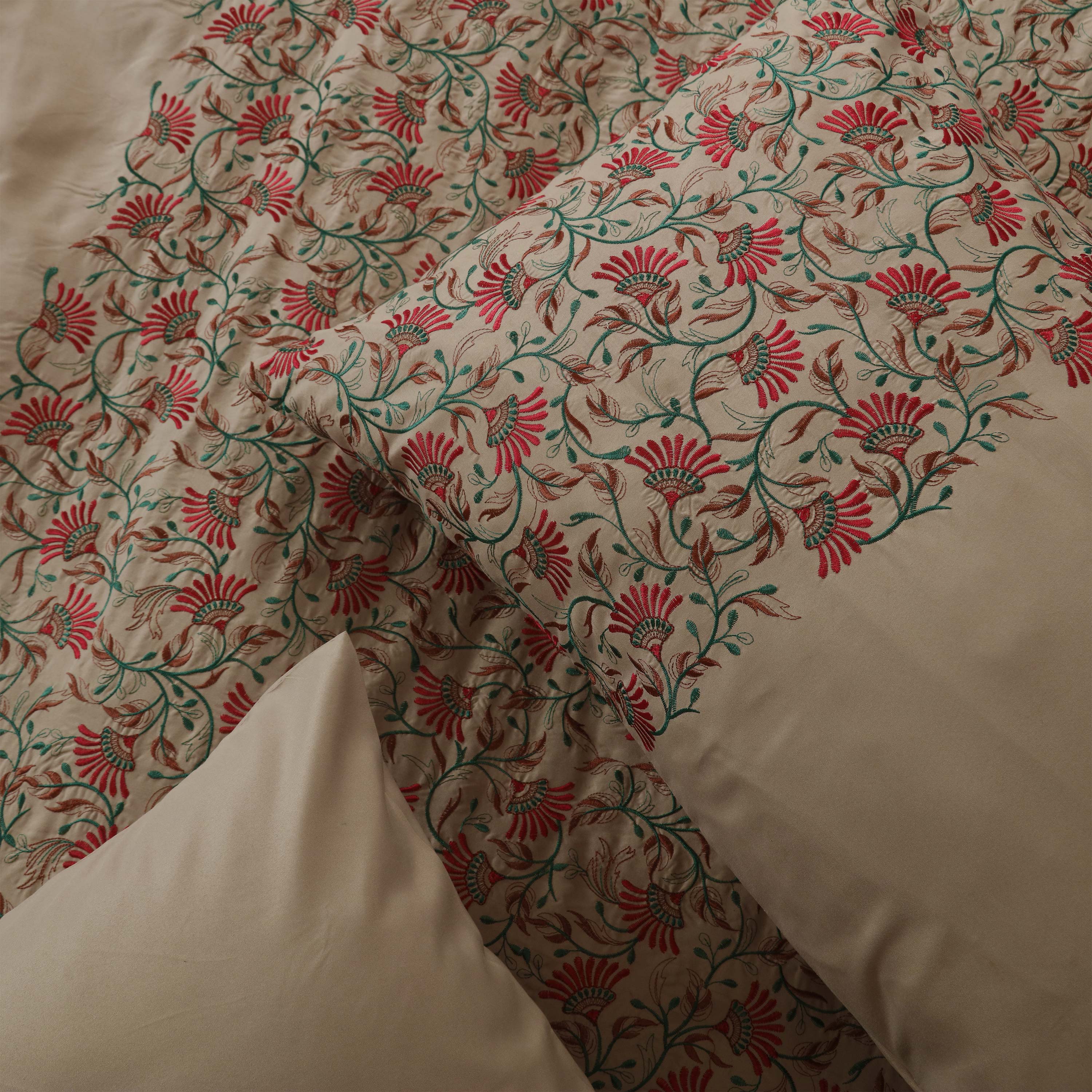 Tinkling bells - Embroidered 6-Piece Duvet Cover Set
