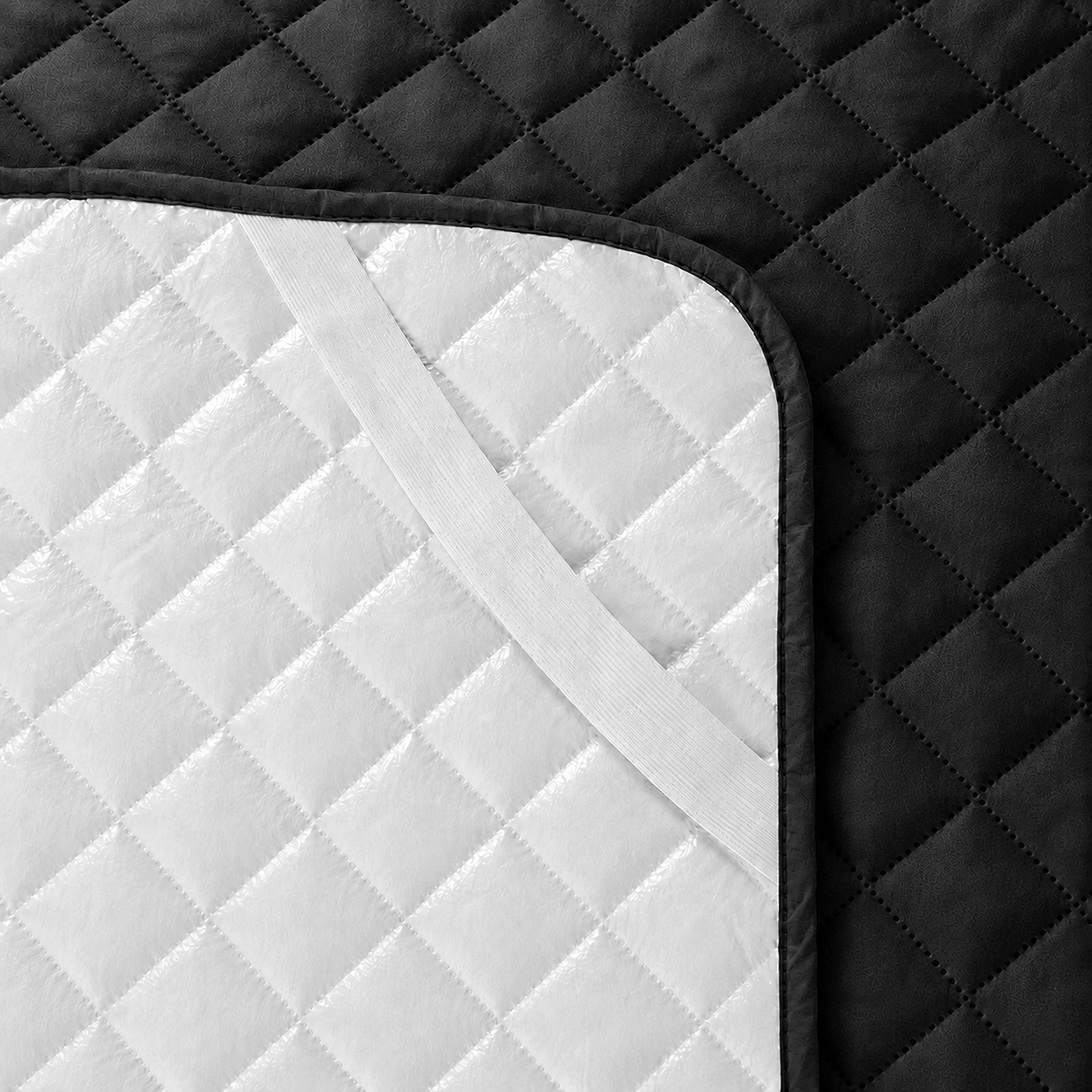 Waterproof Quilted Mattress Protectors With Elastic Strap Black