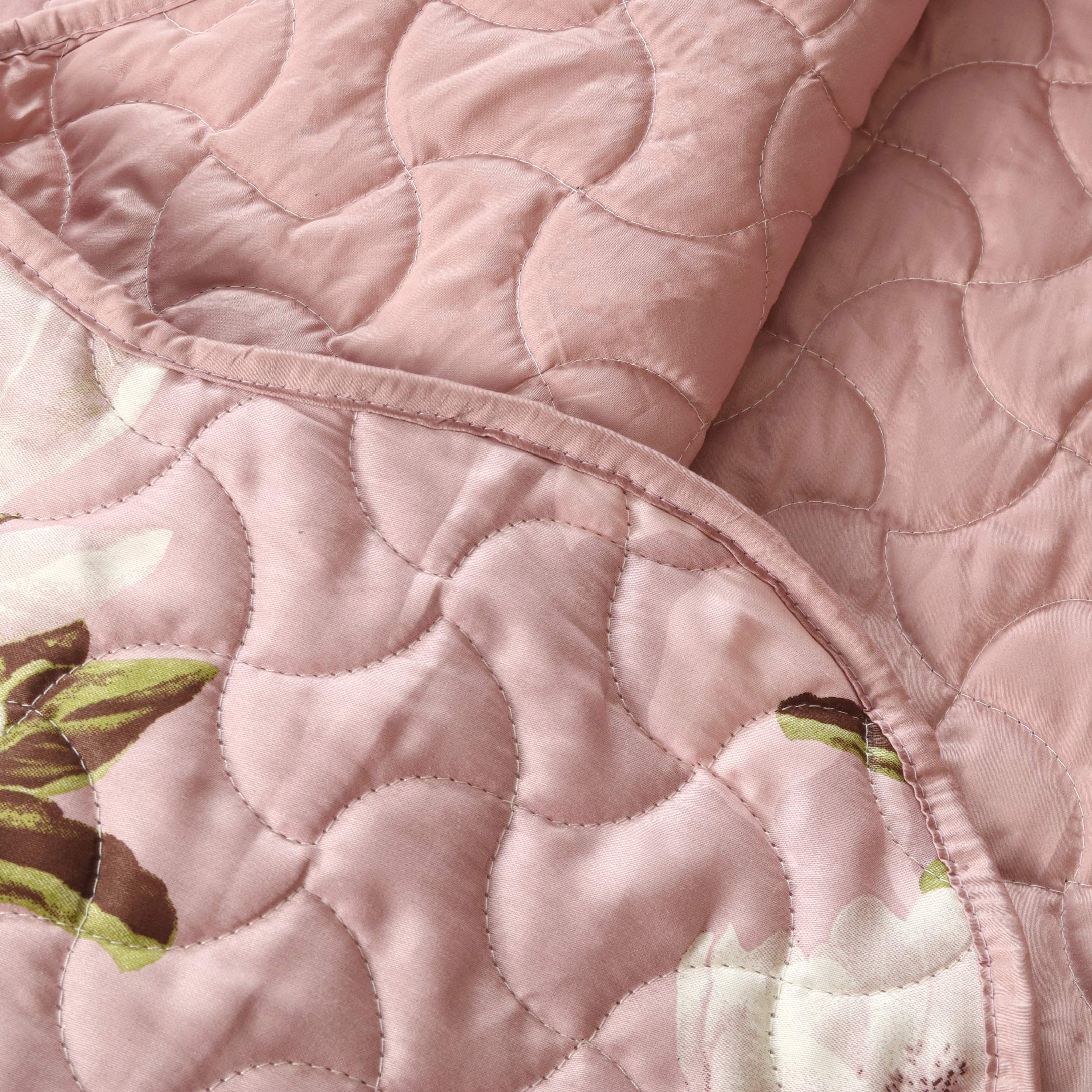 Whispering Petals Quilted Summer Bedspread 3PCS Set