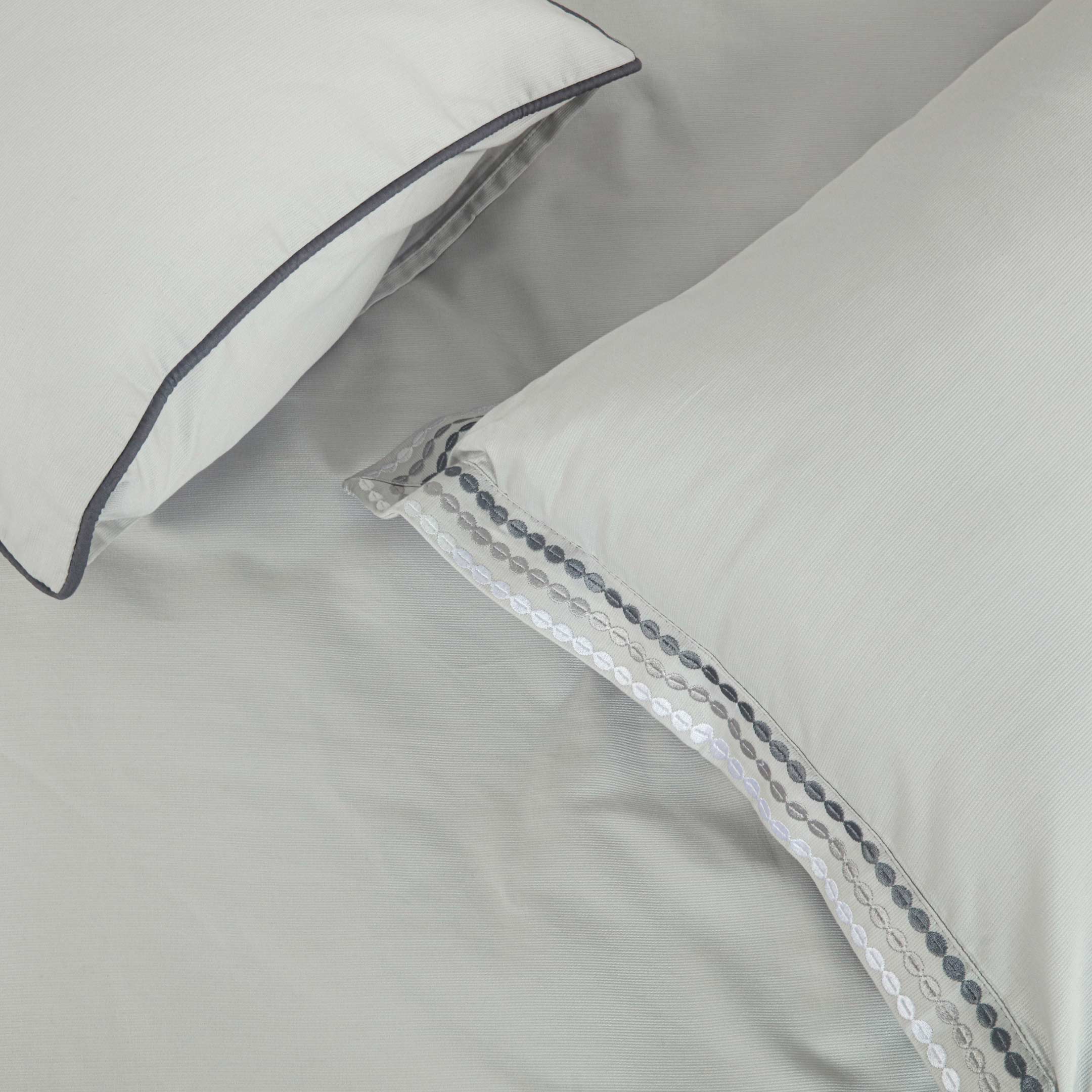 Mist Horizon Embroidered Duvet Cover Set