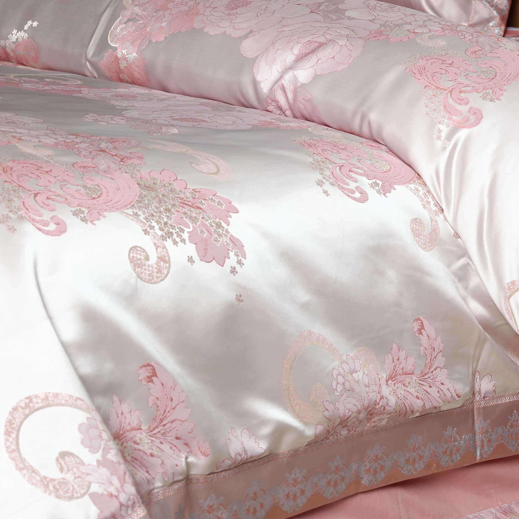 4 Pcs Fancy Pure Cotton Dumba Jacquard Duvet-Set High Quality