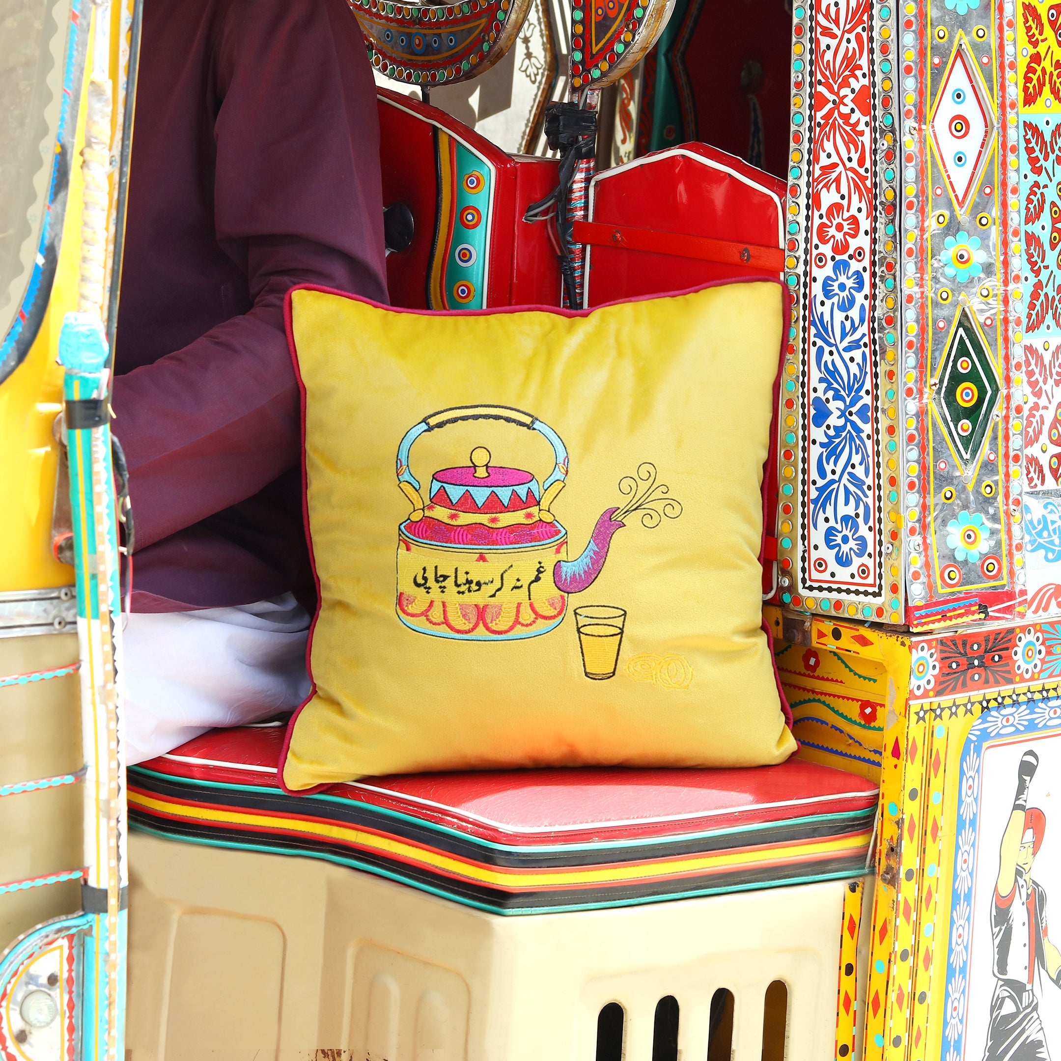 Truck Art– Embroidered Cushion Cover Set