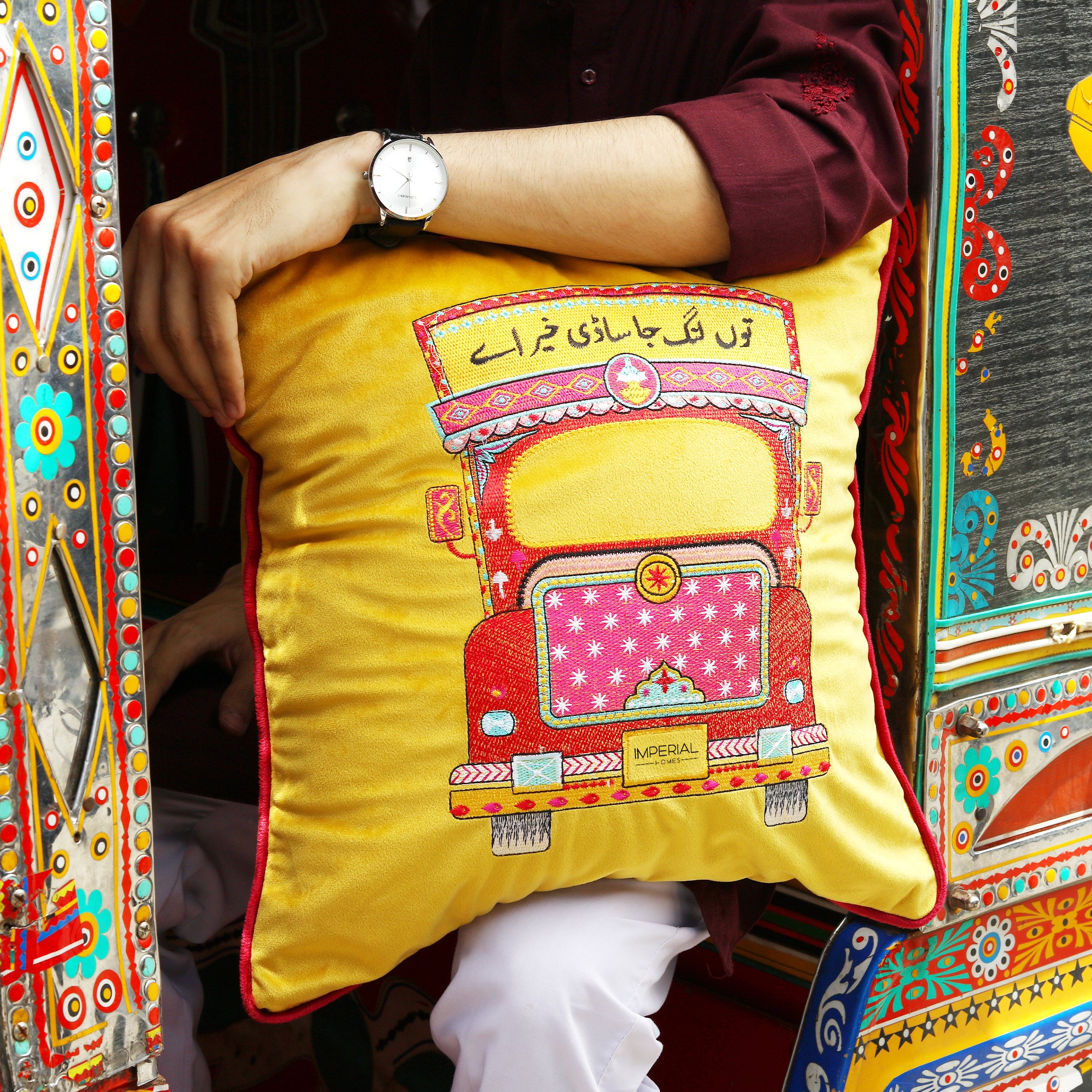 Truck Art– Embroidered Cushion Cover Set