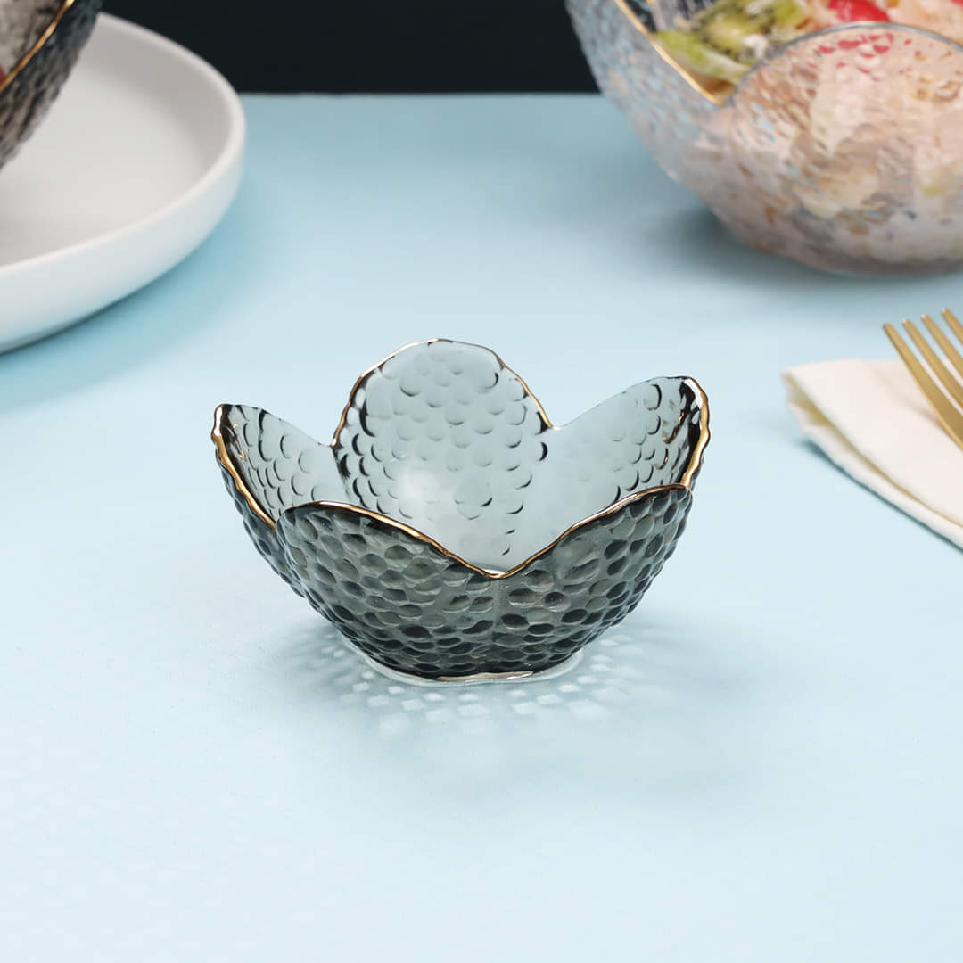 Moderno Lily Shaped Glass Sauce Serving Bowl