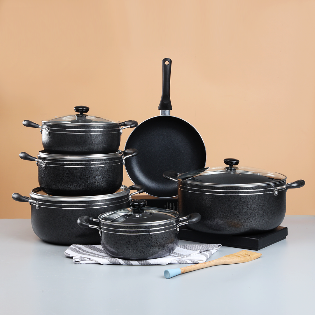 Majestic Tornado Aluminium Alloyed Non-Stick Cookware Set-11 Pcs