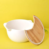 Tessie & Jessie Silicon Container with Bamboo Wood Cutting Board