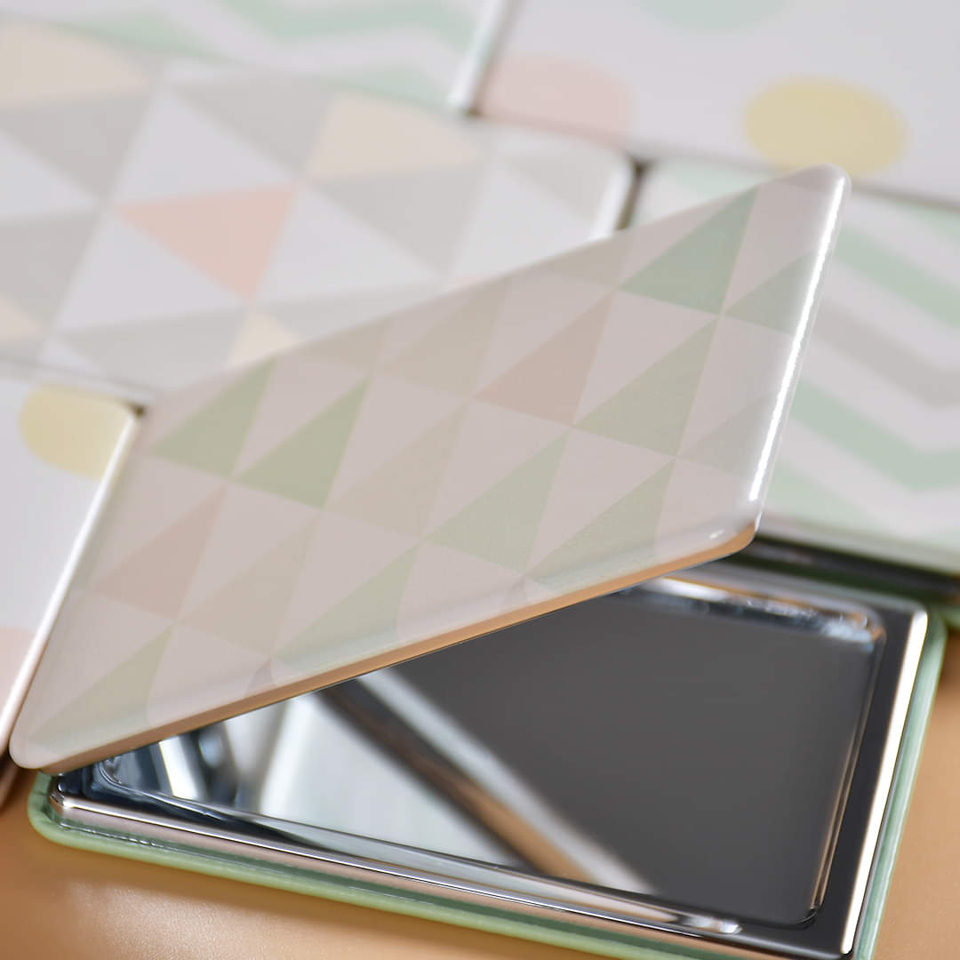 Geometric Design Folding Portable Pocket Mirror