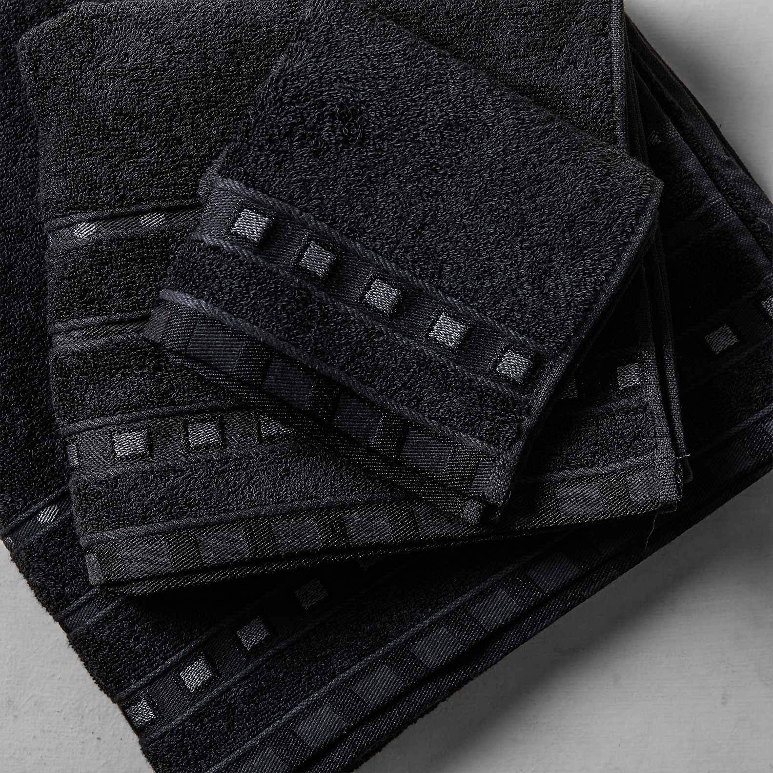 Black Embroidered Towel (Set Of 3)