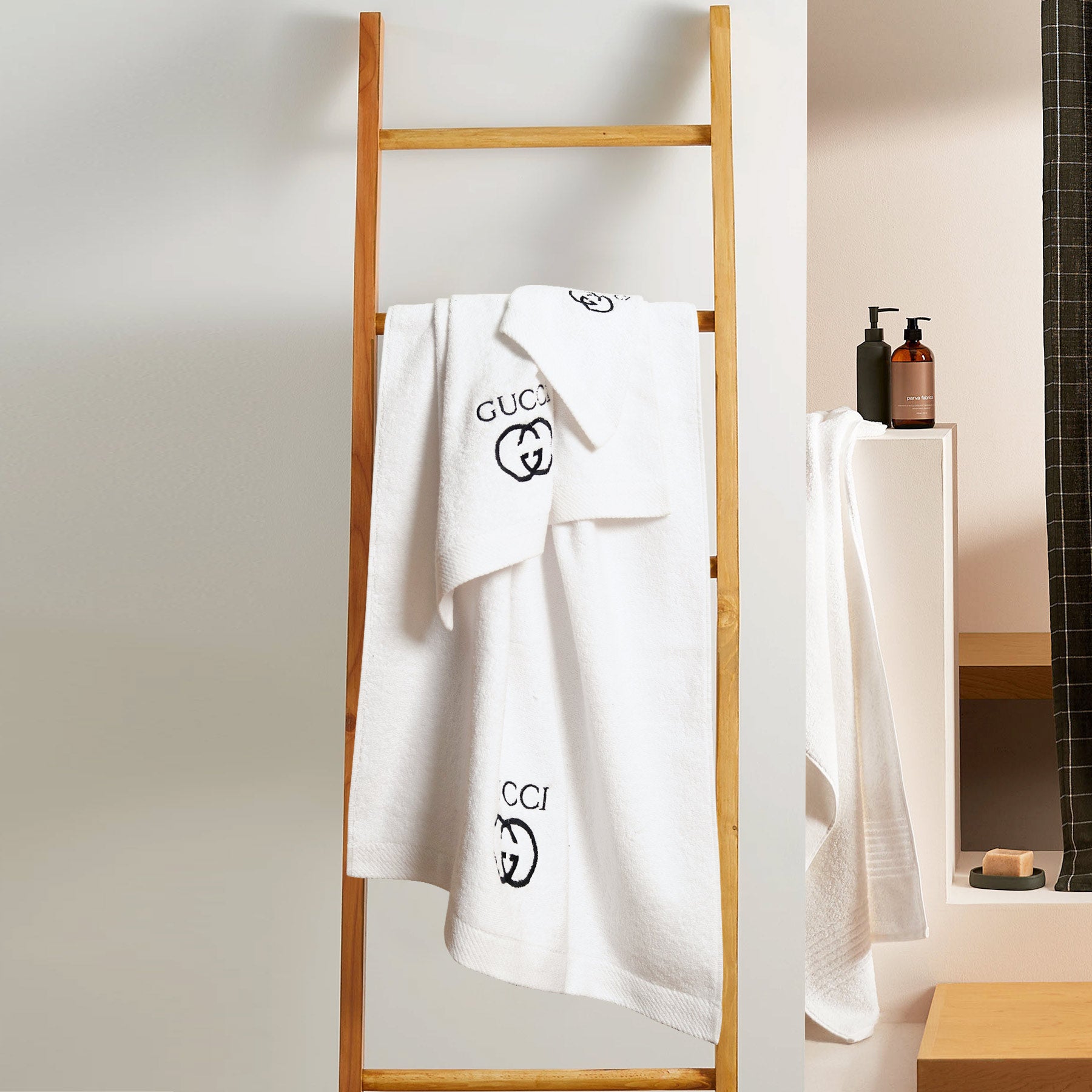 3-Pcs Gucci Embroidered Towel Set