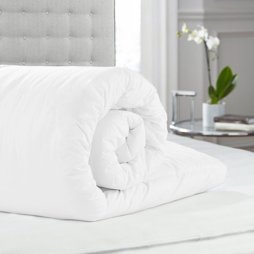 Hollow Fiber Premium Quality Soft Touch Polyester Blend Duvet Filling (350 GSM)
