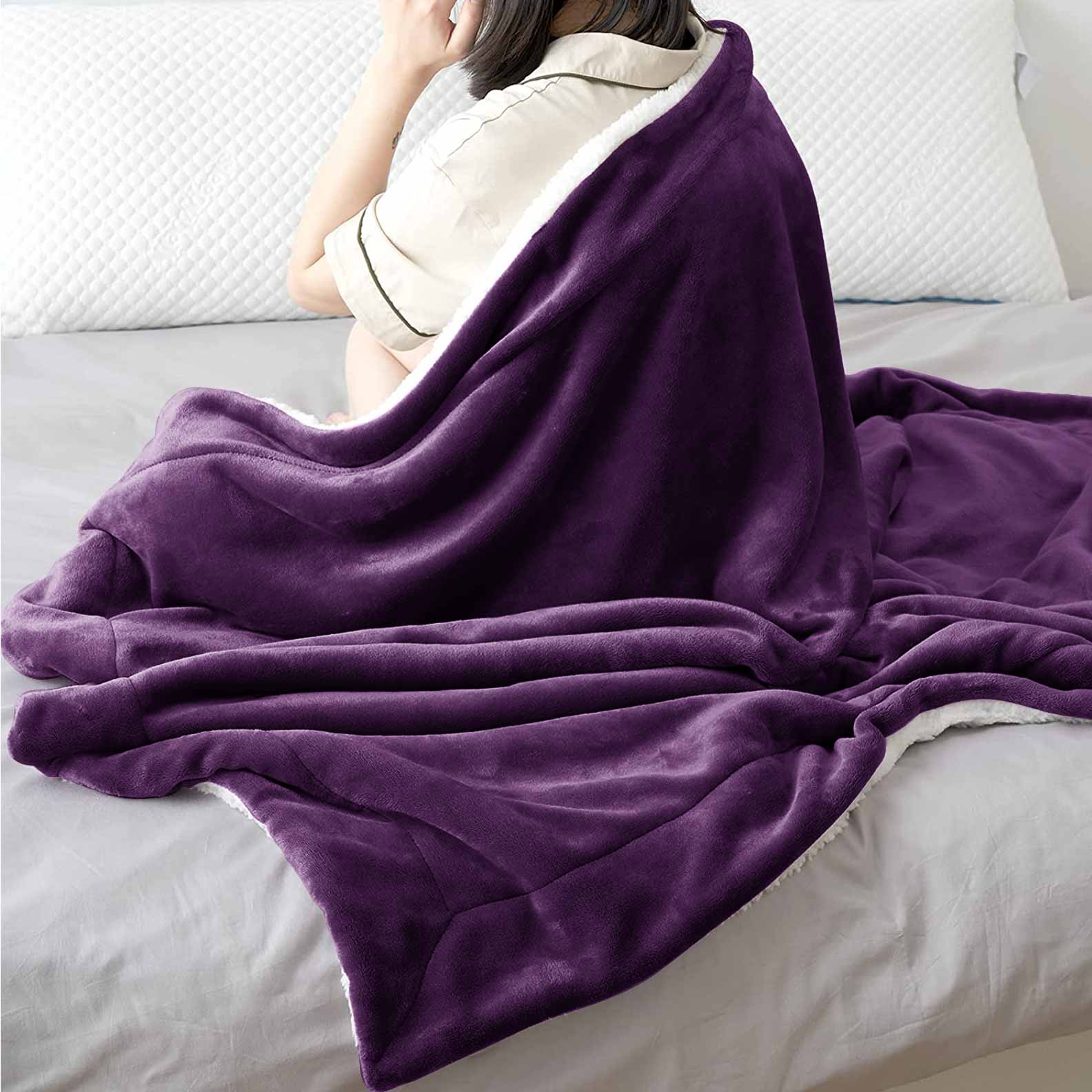 Ultra Soft Sherpa Throw Blanket - Plum