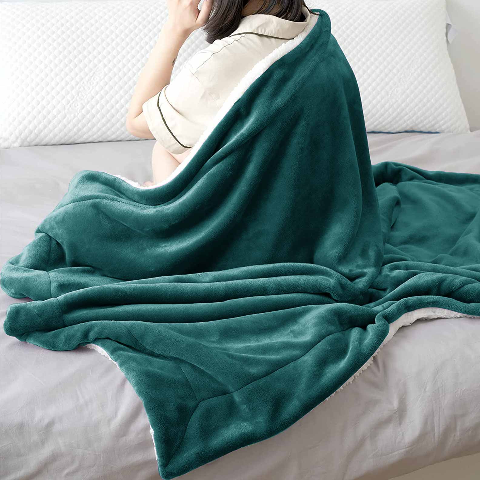 Ultra Soft Sherpa Throw Blanket - Dark Teal