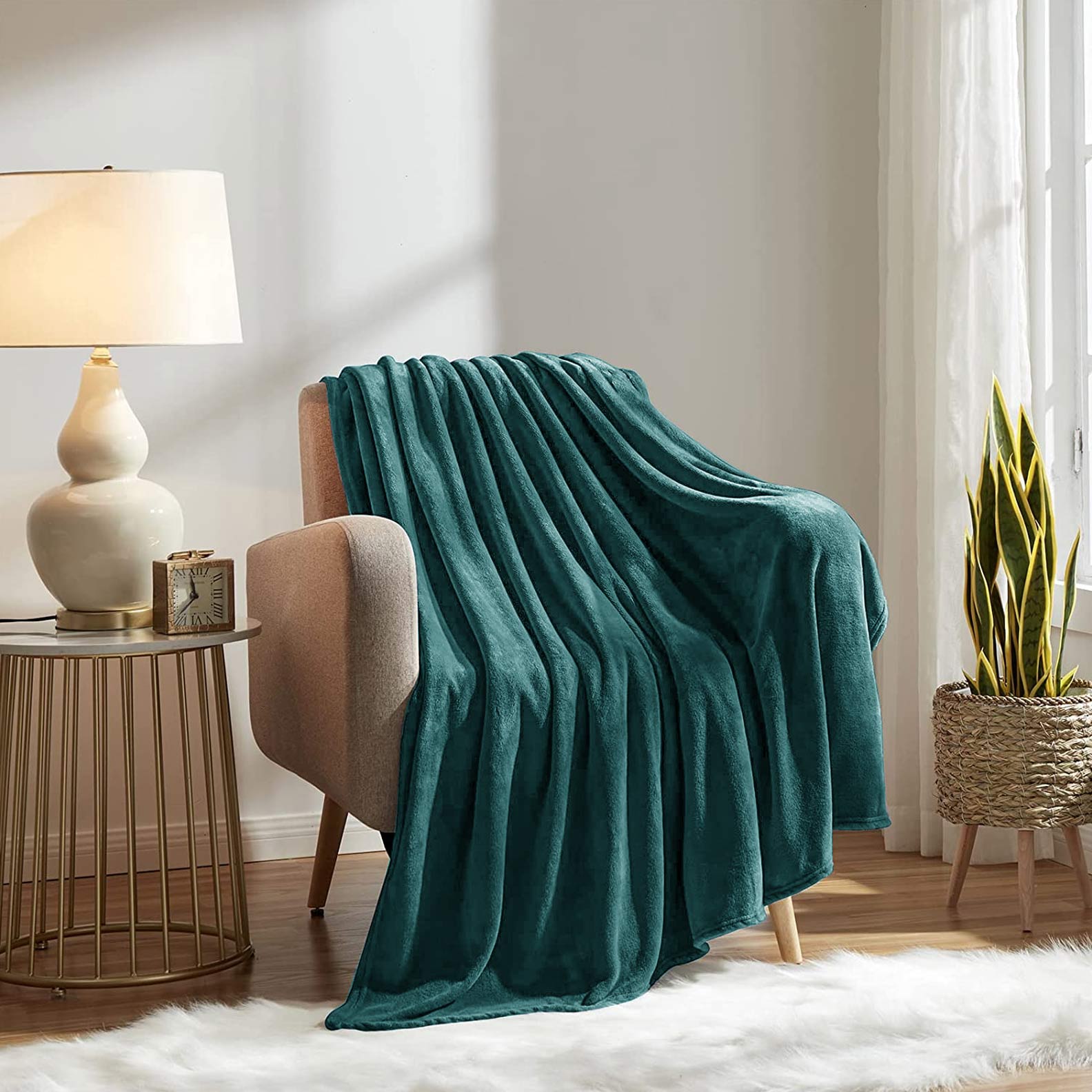 Fluffy Mink Fleece Throw Blanket- Dark Green