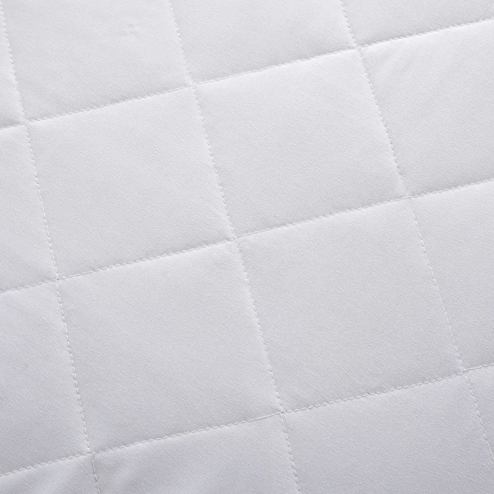 Microfiber Water Resistant Quilted Mattress Protector With Straps