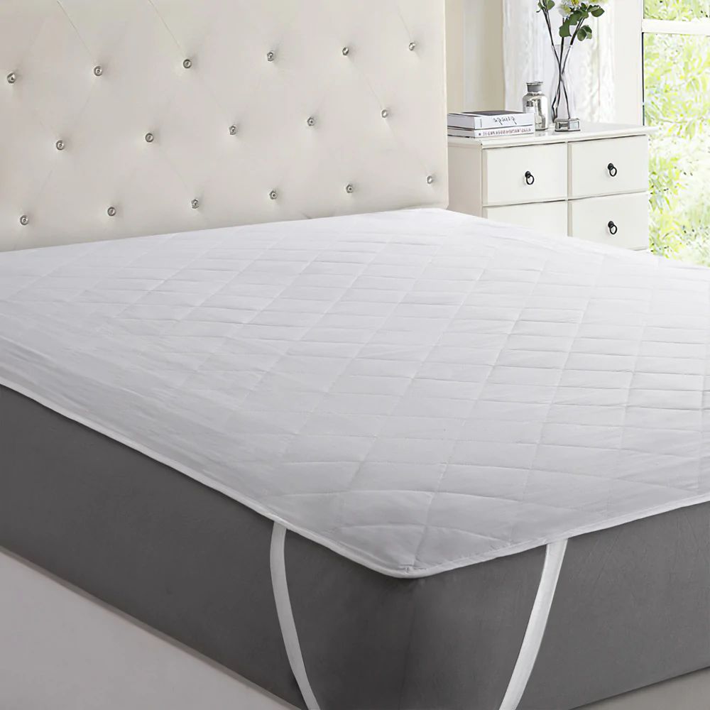 Microfiber Water Resistant Quilted Mattress Protector With Straps