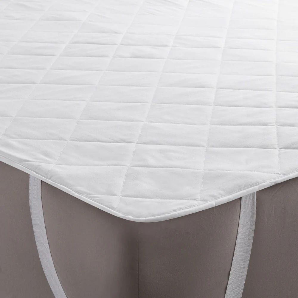 Microfiber Water Resistant Quilted Mattress Protector With Straps