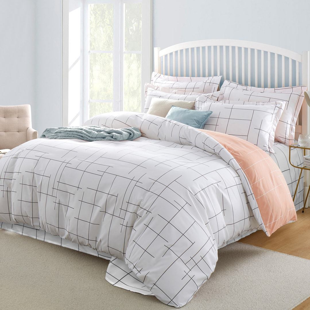 White Brick Pattern Microfiber Duvet Cover Set