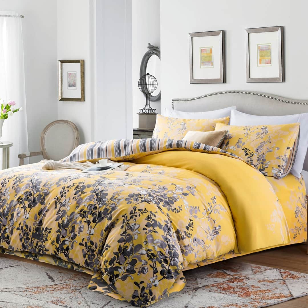 4-Pcs Yellow Orchid Blossom Microfiber Duvet Cover Set